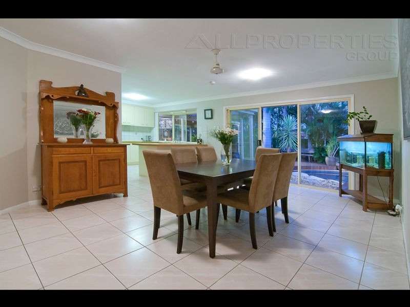 147 Kameruka St, Calamvale QLD 4116