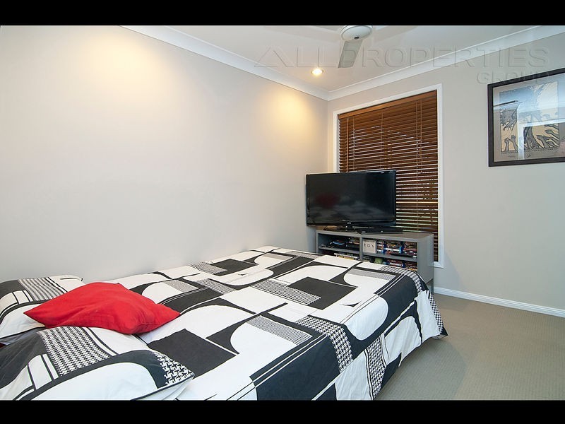 147 Kameruka St, Calamvale QLD 4116