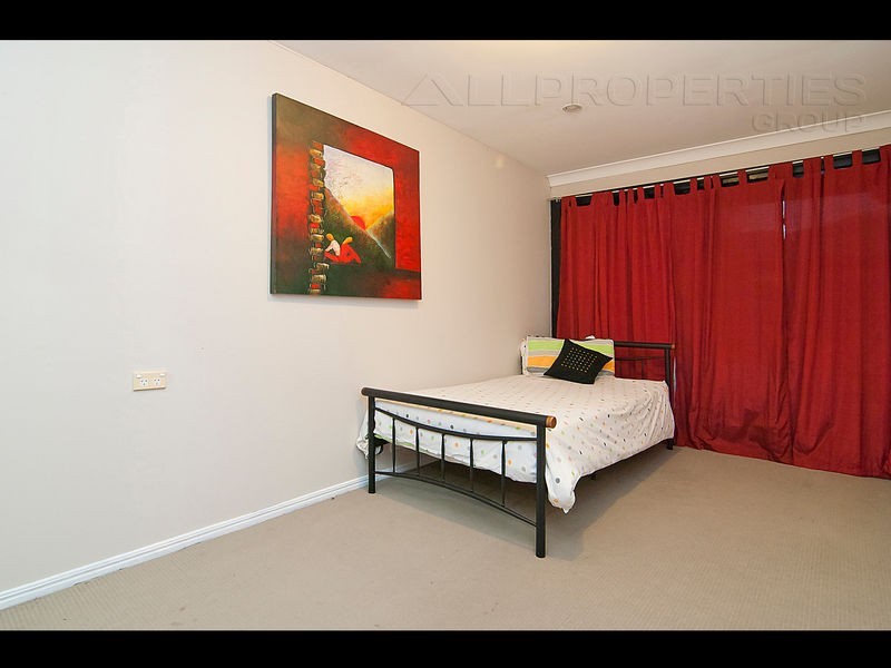 147 Kameruka St, Calamvale QLD 4116