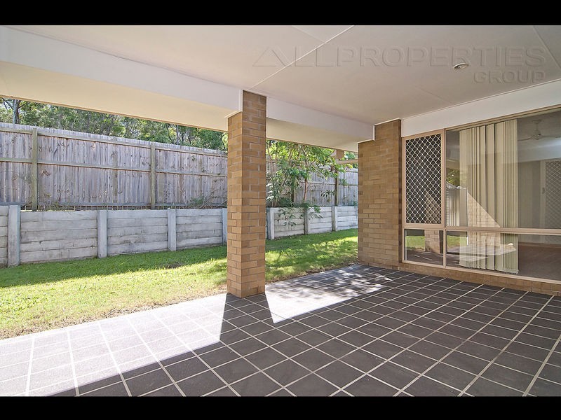 52 Tennessee Way, Berrinba QLD 4117