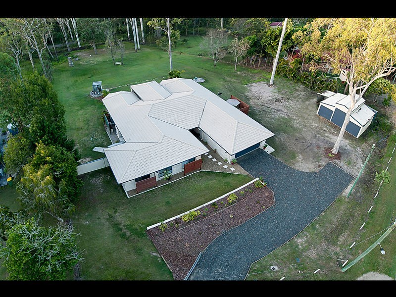 62 Cardwell Close, Munruben QLD 4125