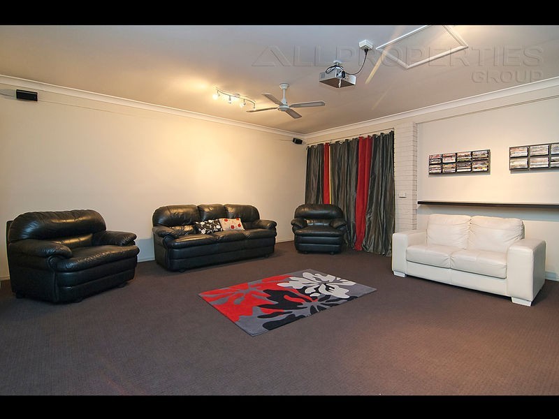 15 Vanda Close, Drewvale QLD 4116