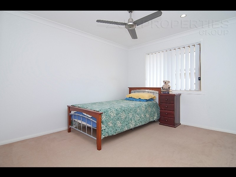 10 Sunridge Crct, Bahrs Scrub QLD 4207