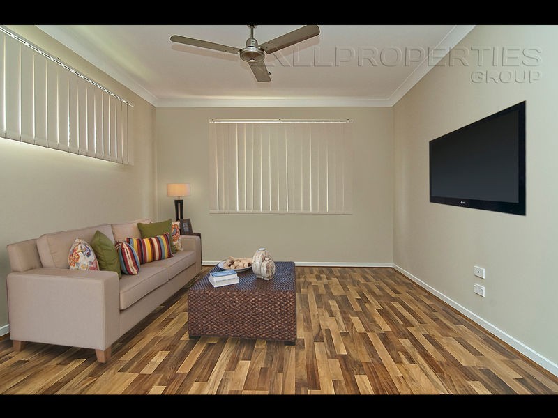 2 / 7 Gumleaf Place, Springfield QLD 4300
