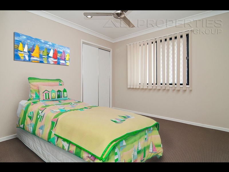 2 / 7 Gumleaf Place, Springfield QLD 4300