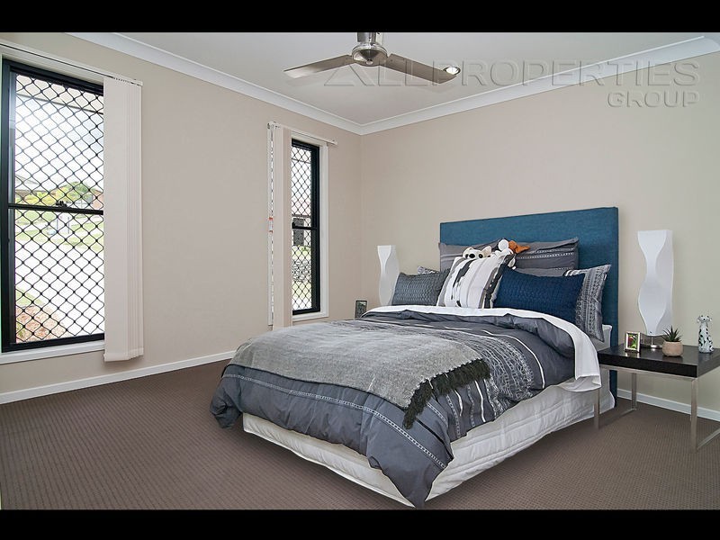 2 / 7 Gumleaf Place, Springfield QLD 4300