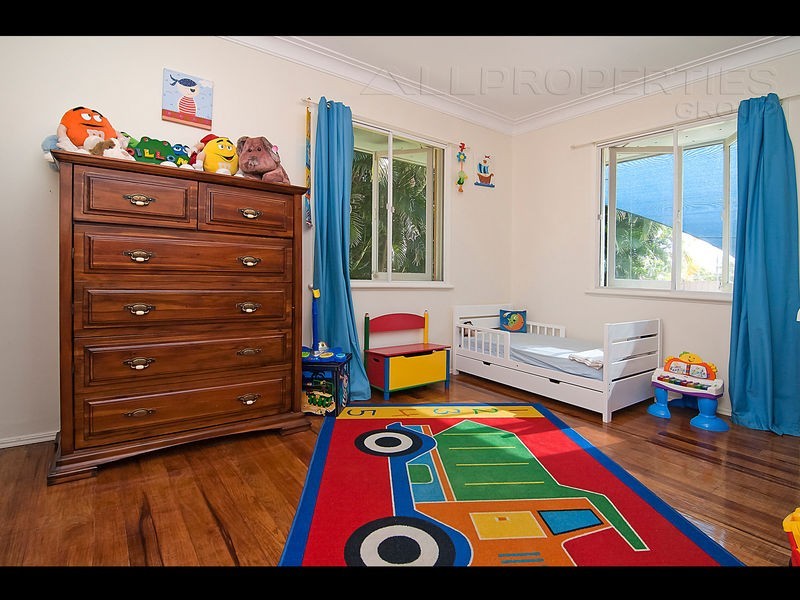 5 Sanderling Street, Inala QLD 4077