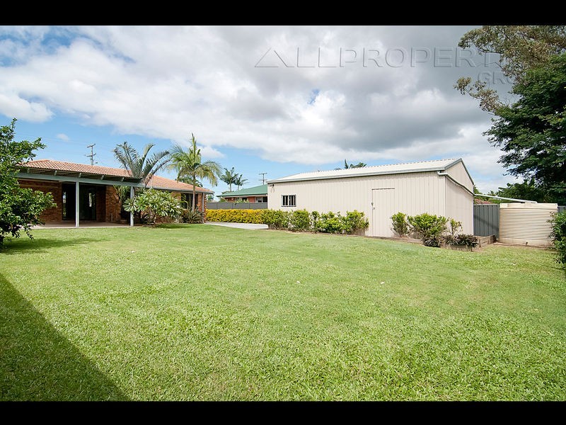 31 Peverell Street, Hillcrest QLD 4118