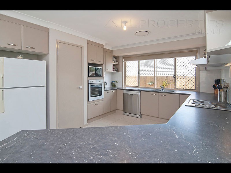 22 Wildwood Crescent, Jimboomba QLD 4280