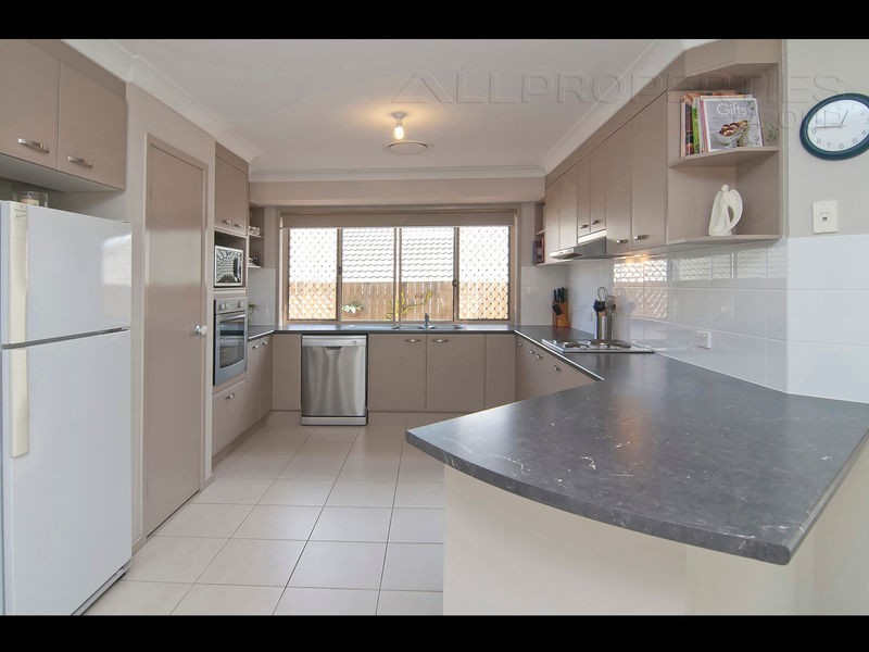 22 Wildwood Crescent, Jimboomba QLD 4280