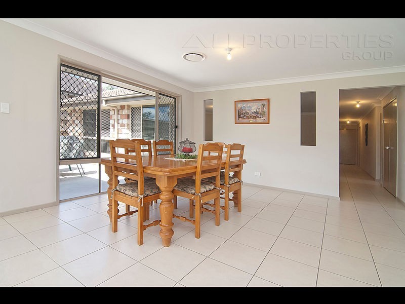 22 Wildwood Crescent, Jimboomba QLD 4280