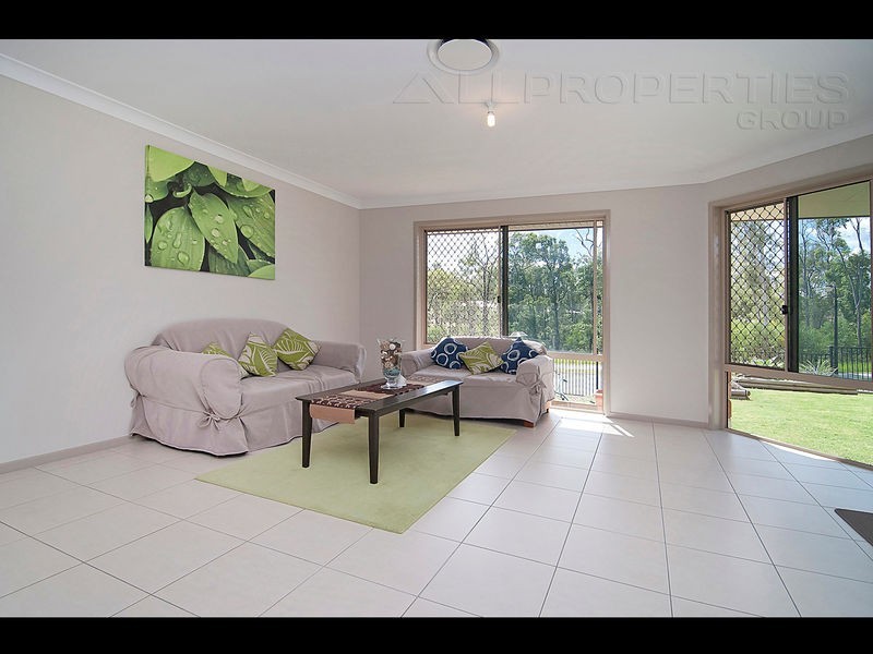 22 Wildwood Crescent, Jimboomba QLD 4280