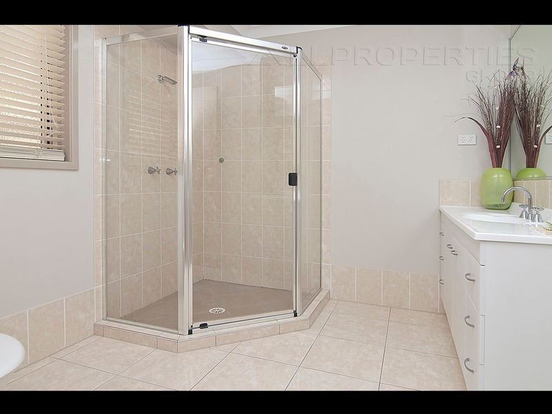 22 Wildwood Crescent, Jimboomba QLD 4280