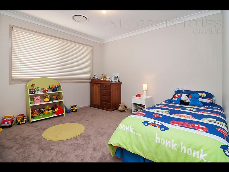 22 Wildwood Crescent, Jimboomba QLD 4280