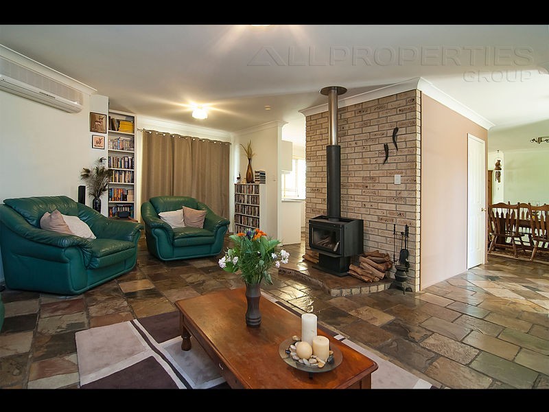 49-51 Cardwell Close, Munruben QLD 4125
