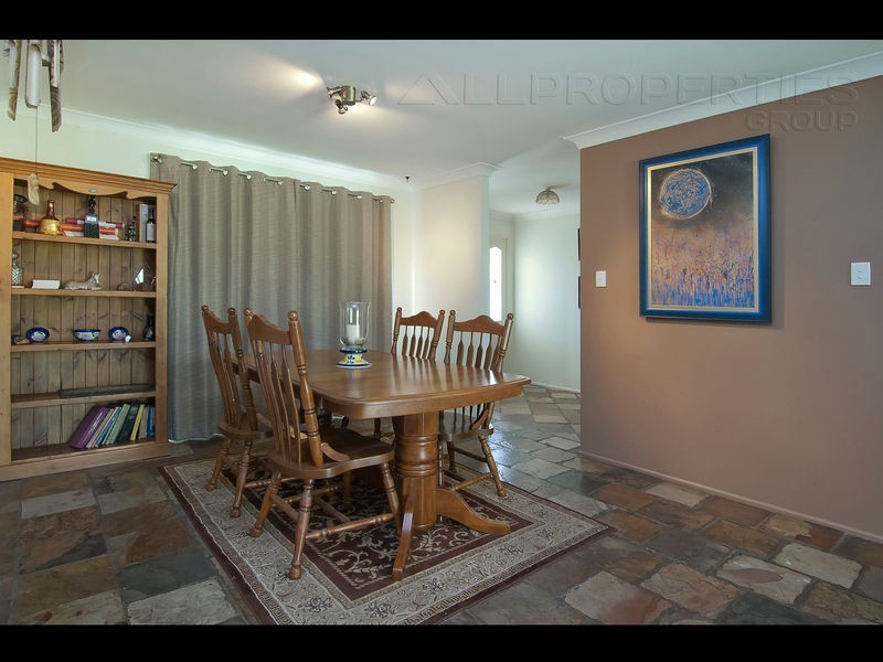 49-51 Cardwell Close, Munruben QLD 4125