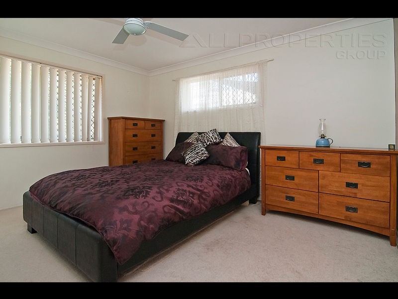 49-51 Cardwell Close, Munruben QLD 4125