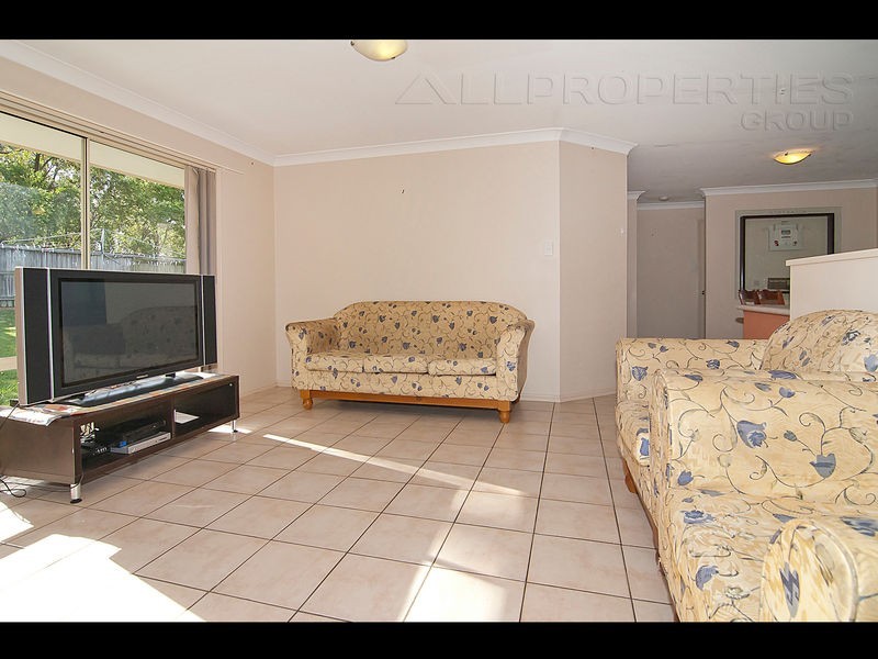 59 Cassowary St, Doolandella QLD 4077