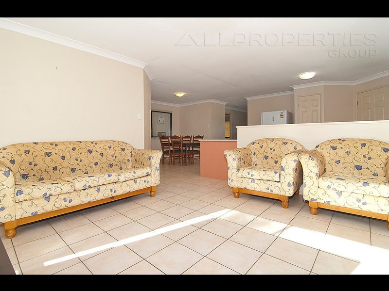 59 Cassowary St, Doolandella QLD 4077