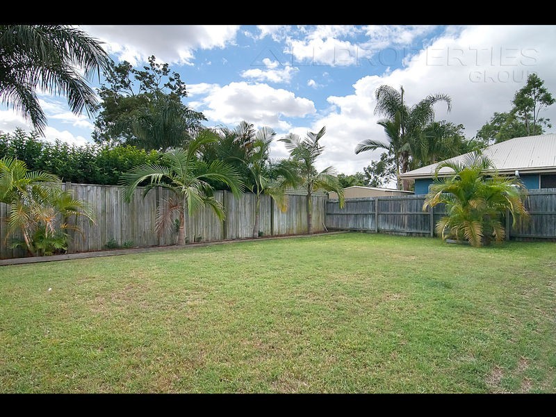 13 Harrison Cr, Forest Lake QLD 4078