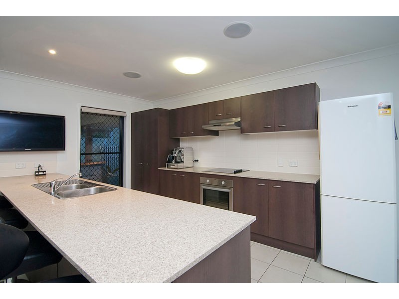 16 Cedarwood Street, Berrinba QLD 4117