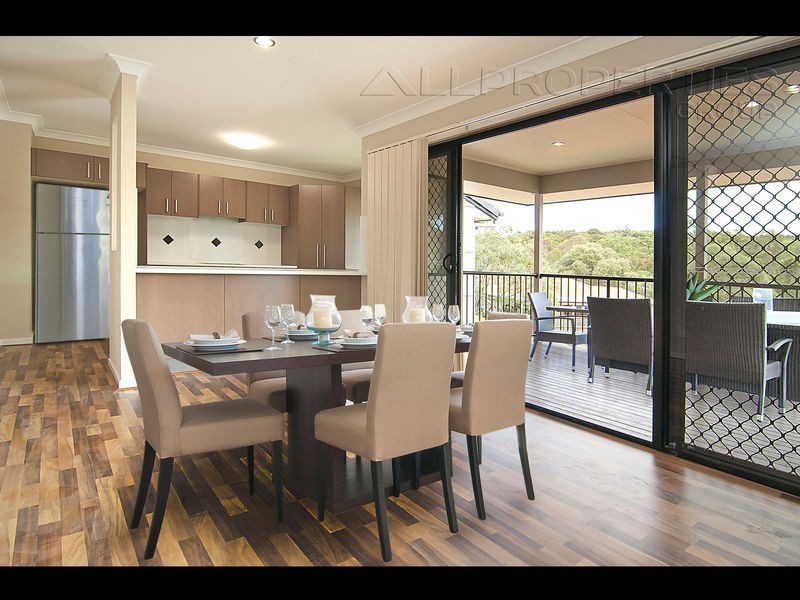 4 Kenny Close, Forest Lake QLD 4078