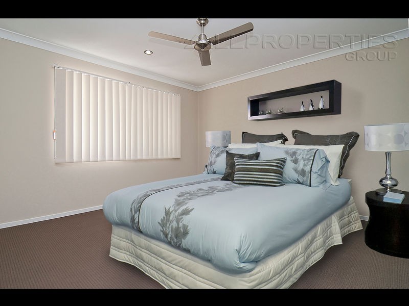 4 Kenny Close, Forest Lake QLD 4078