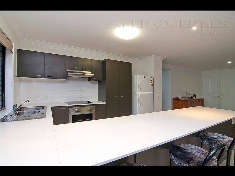 16 Flametree Crescent, Berrinba QLD 4117