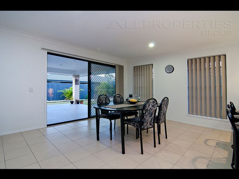 16 Flametree Crescent, Berrinba QLD 4117