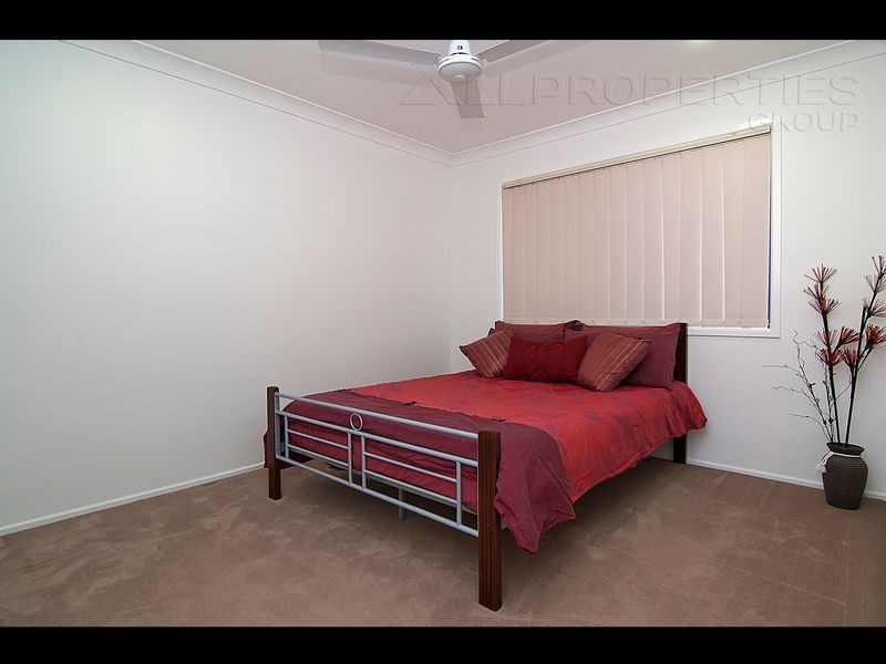 16 Flametree Crescent, Berrinba QLD 4117