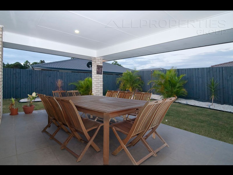 16 Flametree Crescent, Berrinba QLD 4117