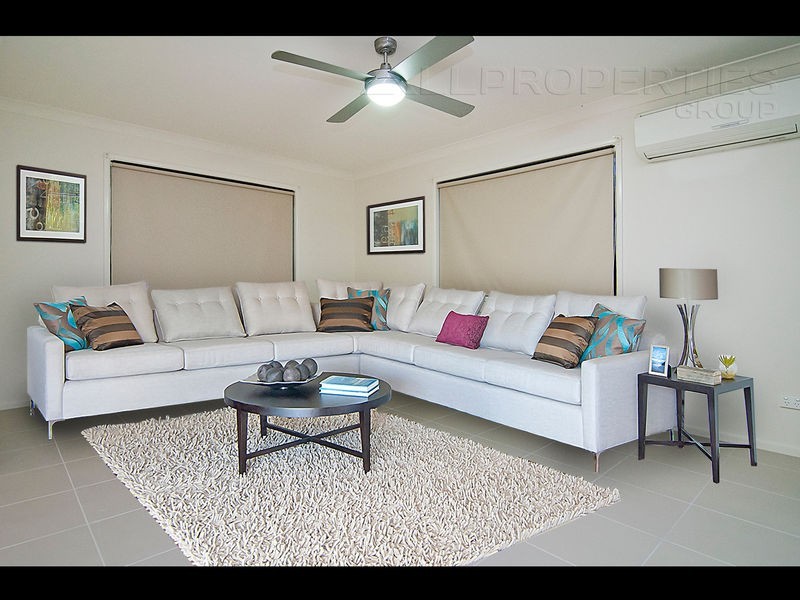 15 Doulton Street, Calamvale QLD 4116