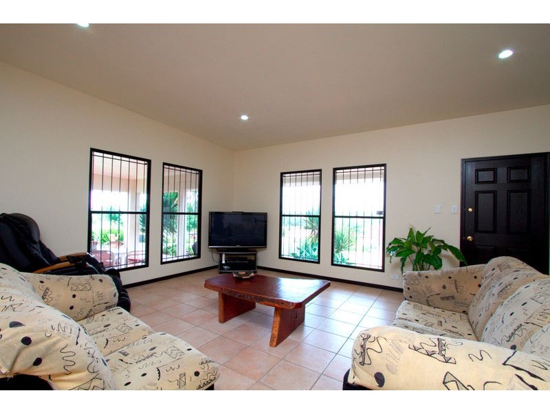 1 Brierbank St, Underwood QLD 4119