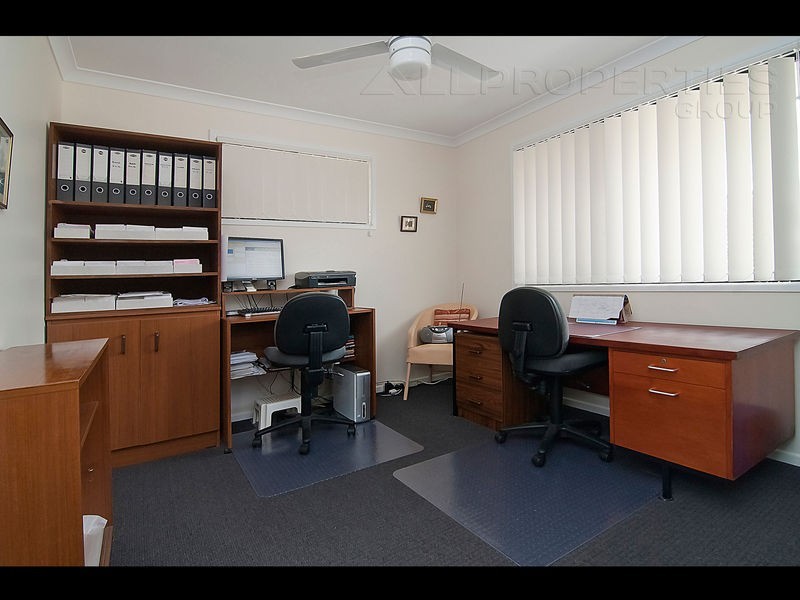 2/24 Colane Street, Redbank Plains QLD 4301