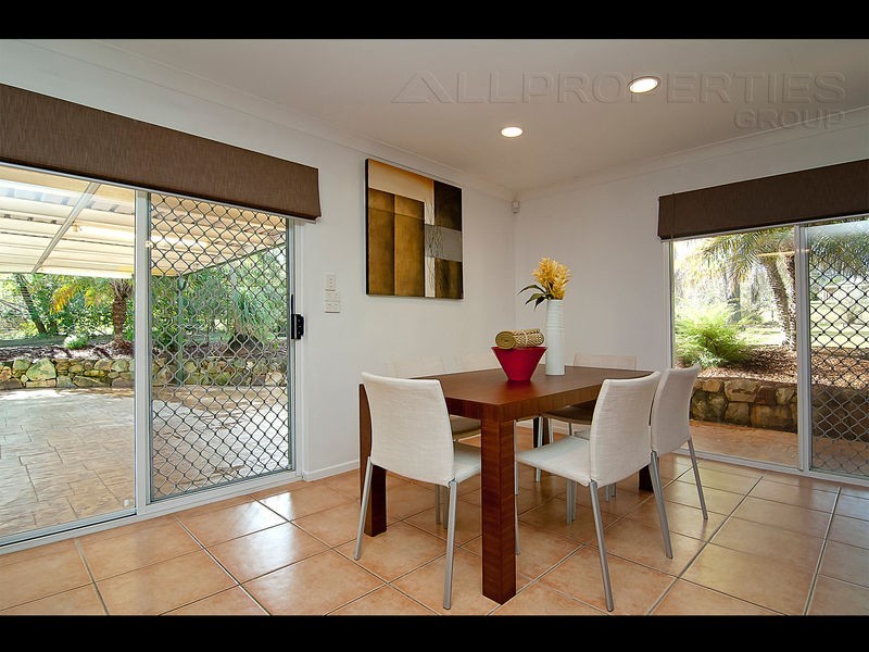 16-24 Chloe Drive, Munruben QLD 4125