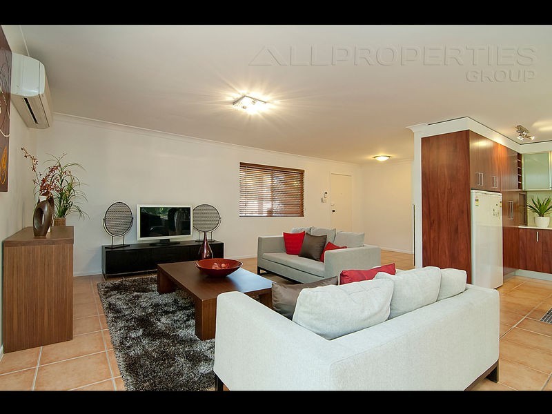 16-24 Chloe Drive, Munruben QLD 4125