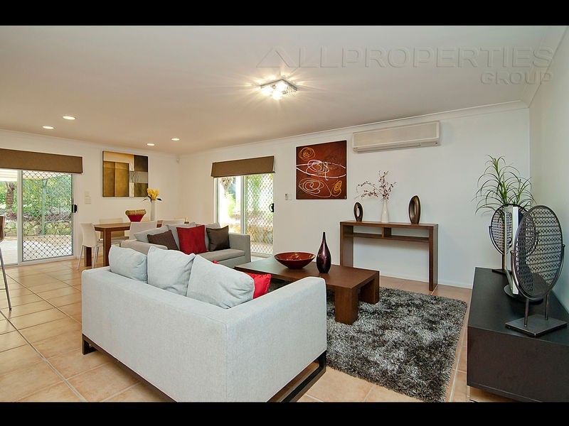 16-24 Chloe Drive, Munruben QLD 4125