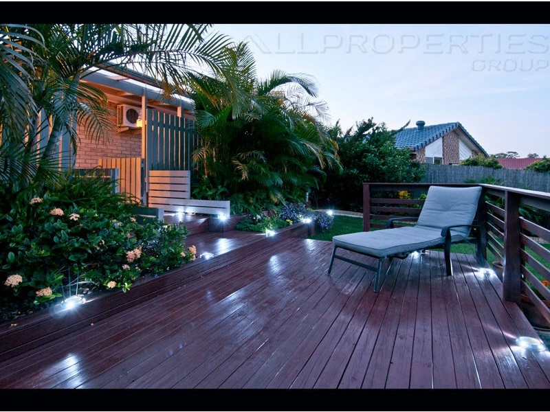 15 Stringybark Street, Regents Park QLD 4118