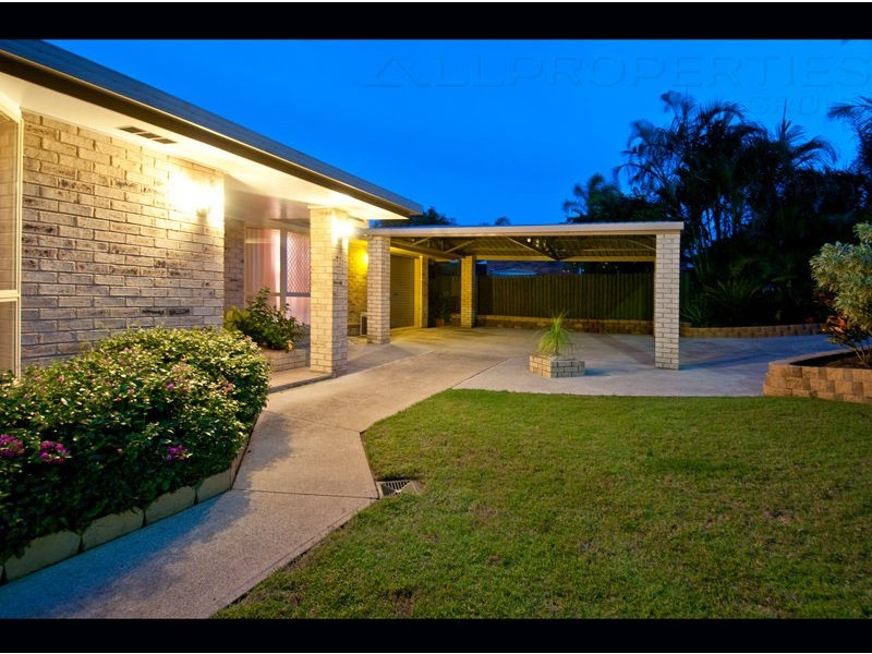 15 Stringybark Street, Regents Park QLD 4118