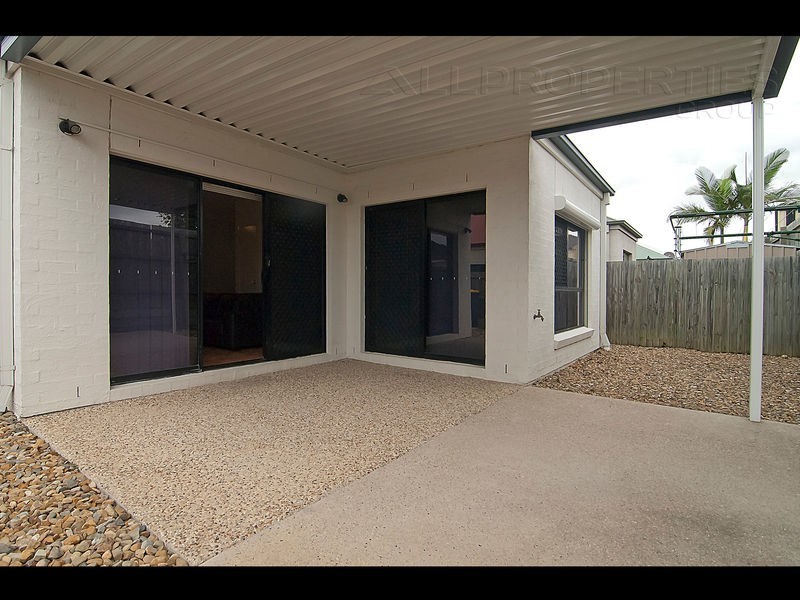 11 Gilberton Crescent, Forest Lake QLD 4078
