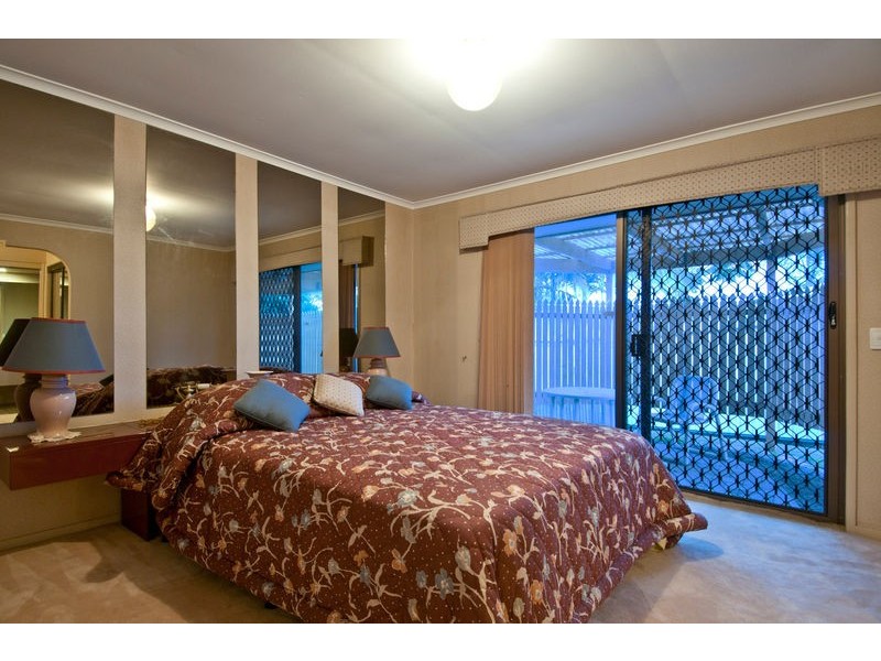 69 VANSITTART ROAD, Regents Park QLD 4118