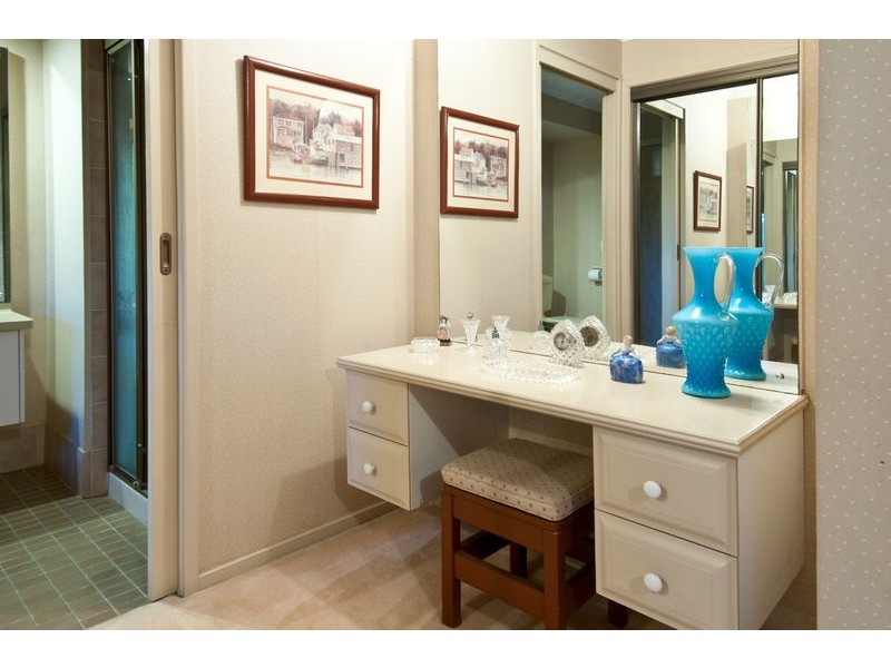 69 VANSITTART ROAD, Regents Park QLD 4118