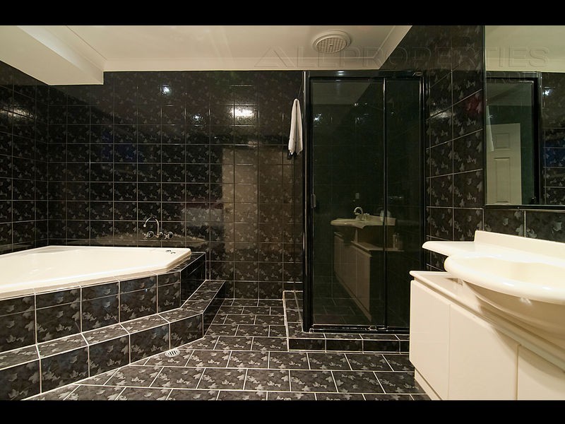 76 Sunflower Crescent, Calamvale QLD 4116