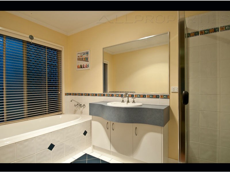 60 Waterbrooke Circuit, Drewvale QLD 4116