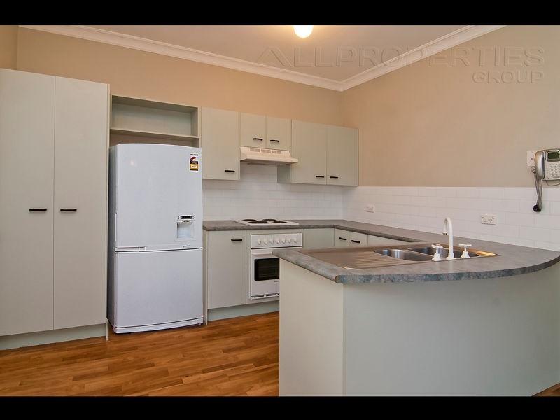 20 Beerwah Place, Forest Lake QLD 4078