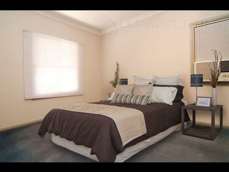 20 Beerwah Place, Forest Lake QLD 4078