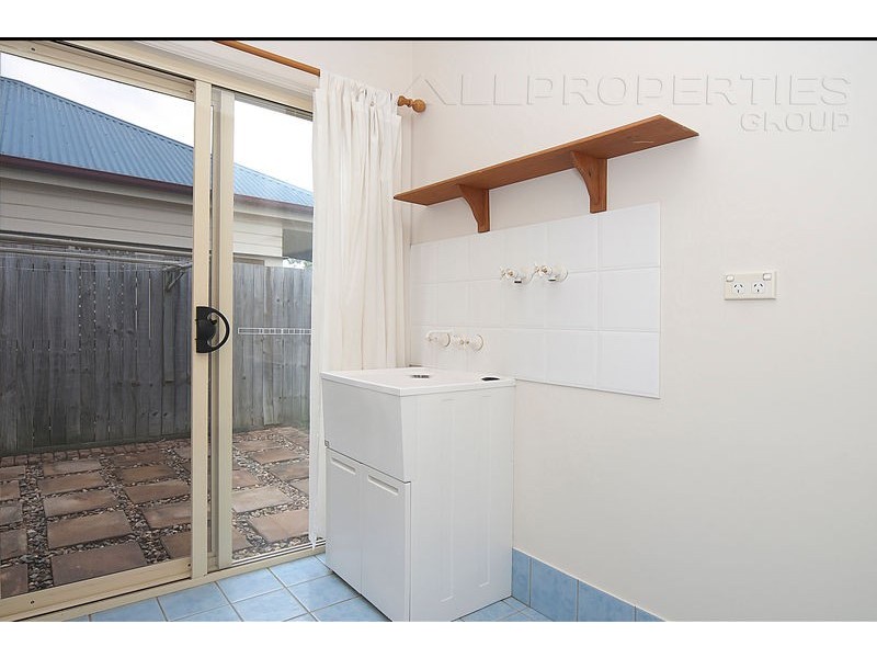 20 Beerwah Place, Forest Lake QLD 4078