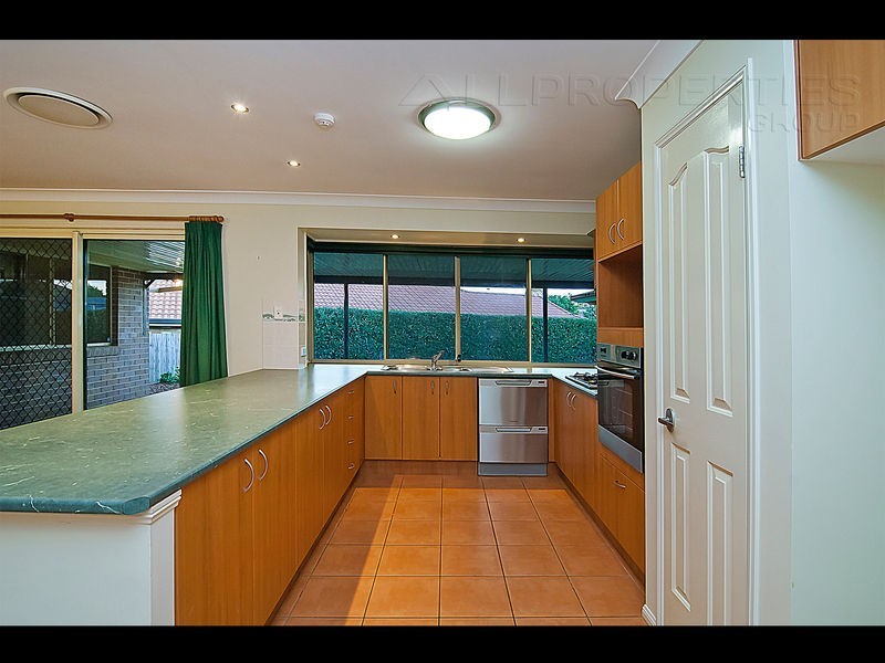 7 Buckley Drive, Drewvale QLD 4116