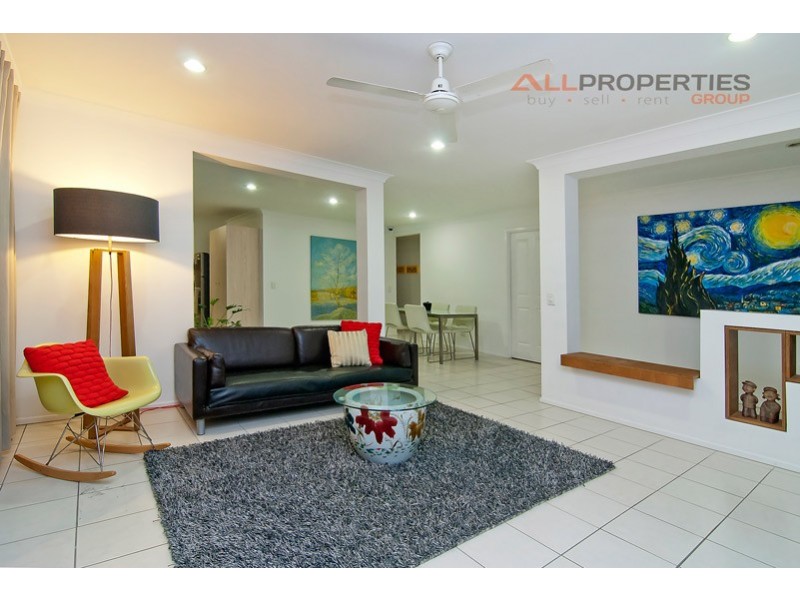 31 Tennessee Way, Berrinba QLD 4117