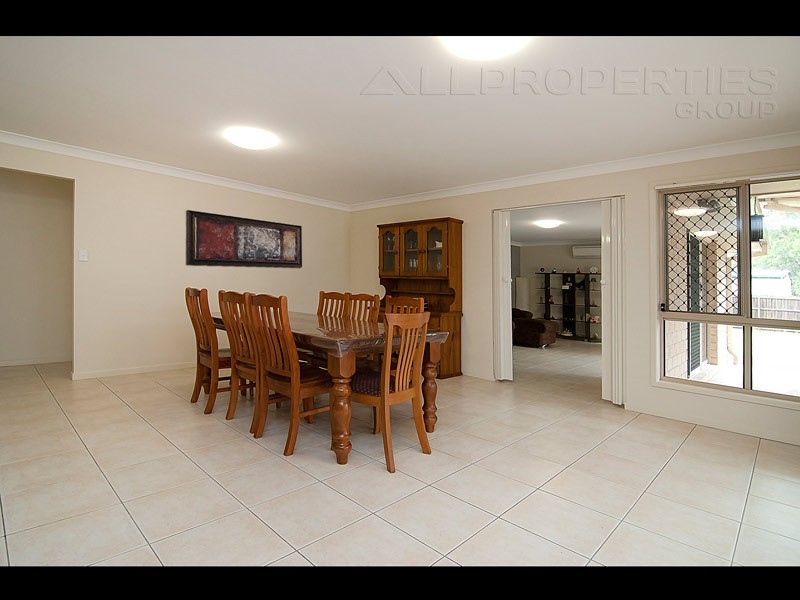 8 Bass Court, Drewvale QLD 4116